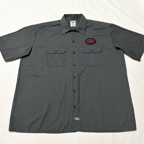 Dickies S/S Button-Down Collared Work Shirt, Gray with Fireball Red Dragon - XL - Picture 5 of 16